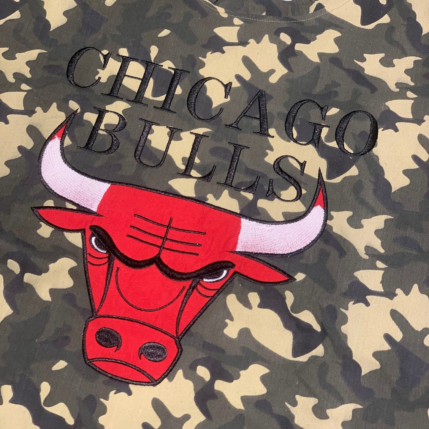 Chicago bulls heavy tee